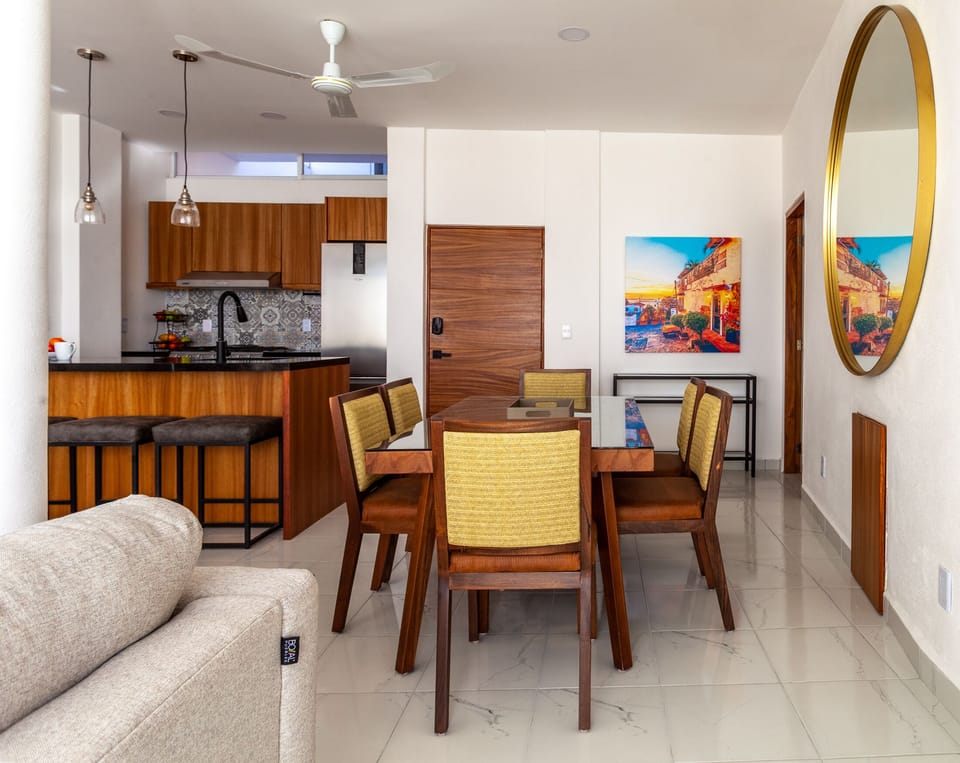 Condo - Image 6