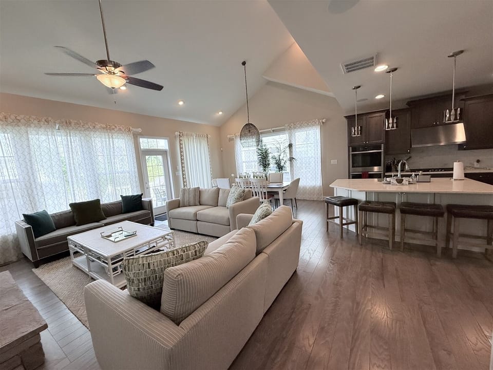 Spacious Family Room.  Great for large gathering