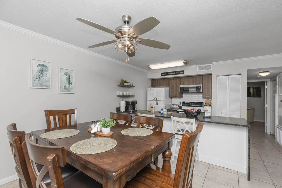 Dining area with kitchen