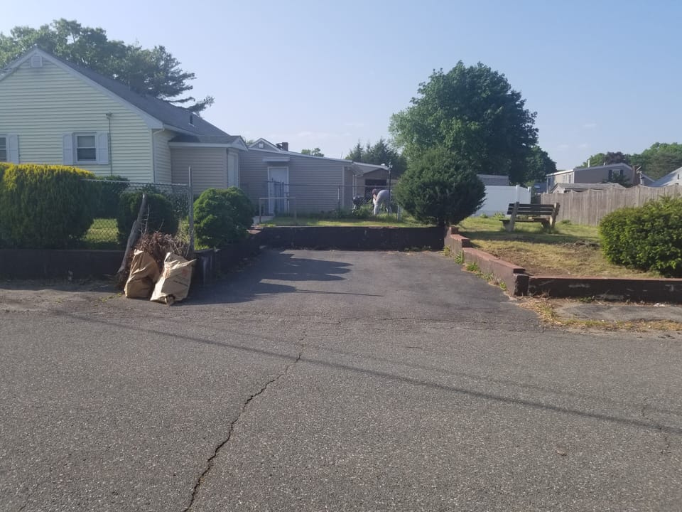 Parking lot for 2 cars.