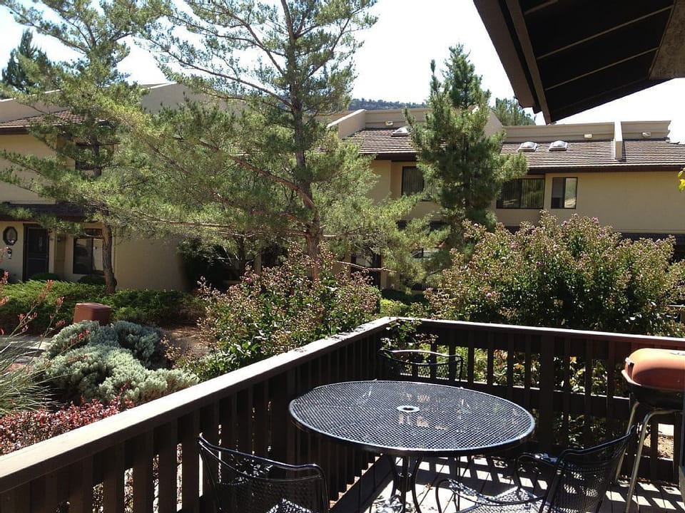 Front porch patio