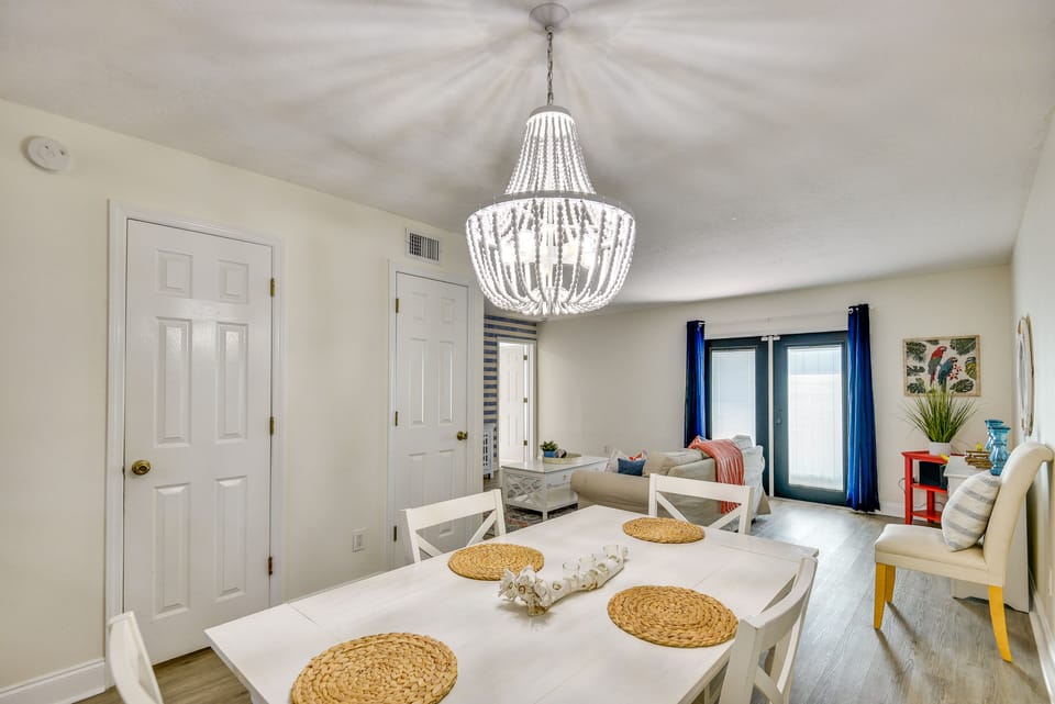 Dining Area | 1st Floor