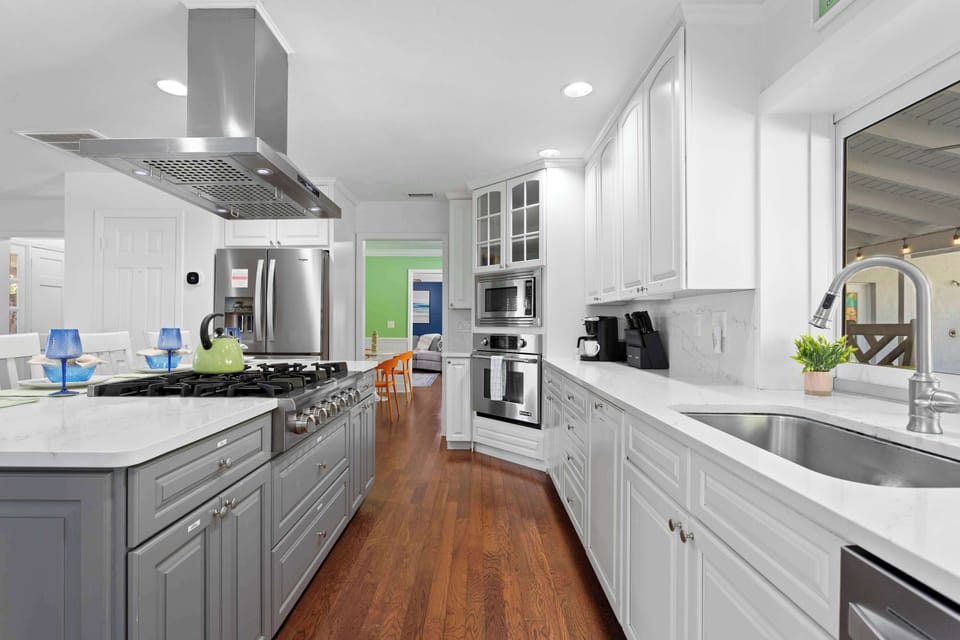 Chef's Kitchen: Quartz countertops, stainless appliances, and everything you need to cook for a crowd of 18.