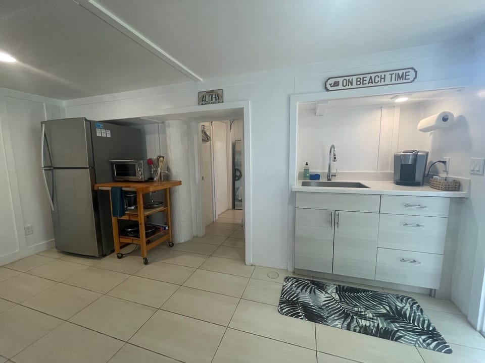 outside bath/kitchen area 1st floor