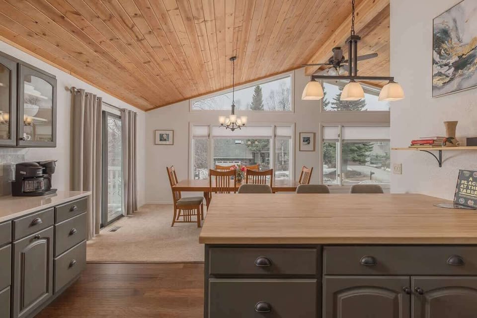Large Kitchen
