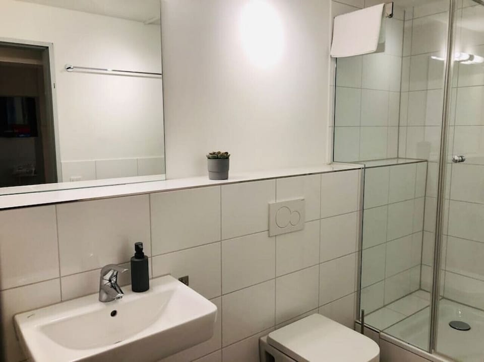 Free towels, toilet paper are offered in the toilet and shower room.
