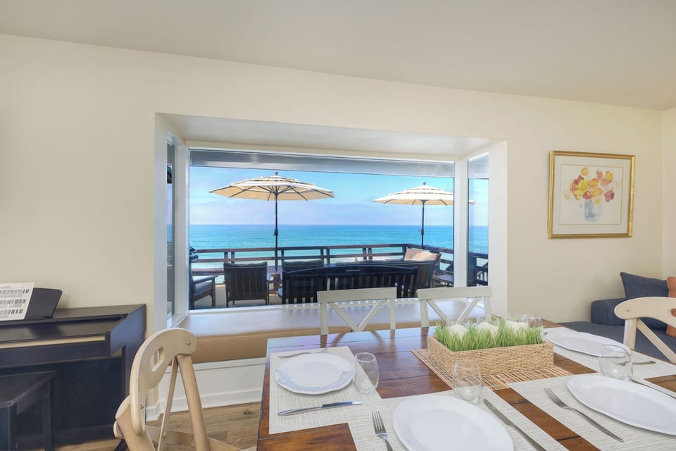 Ocean views while enjoying a meal