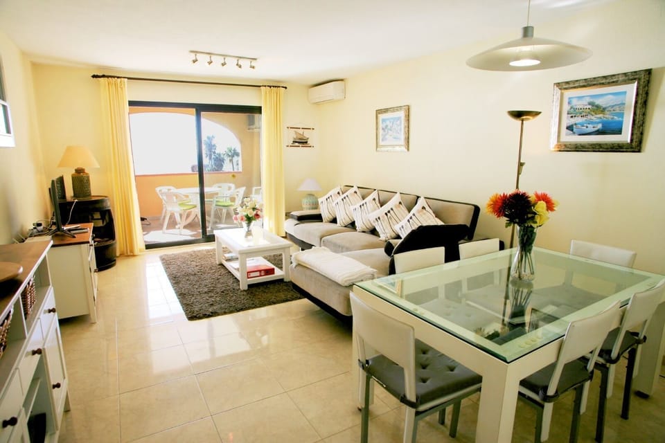 Living/Dining room
