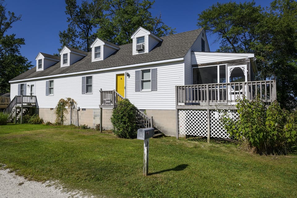 Welcome to George`s Retreat - a serene & peaceful Island Getaway.