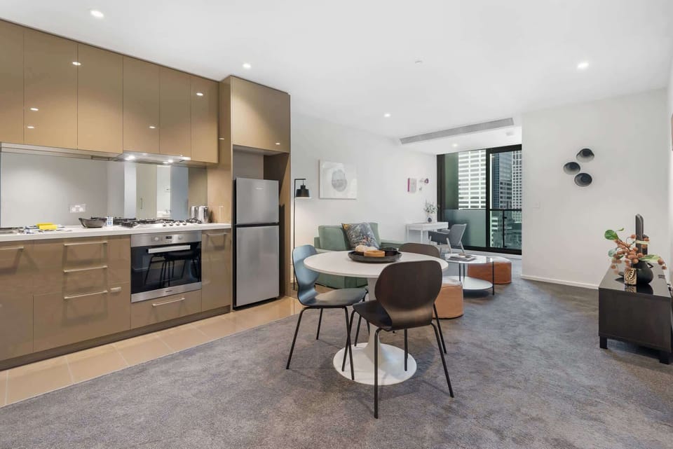 Kitchen - Dining area