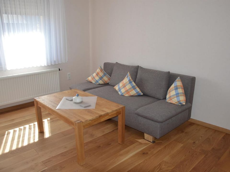Ferienwohnung Rech - Appartement/fewo, Dusche und Bad, WC, 1 Schlafraum Apartment in Thalfang
