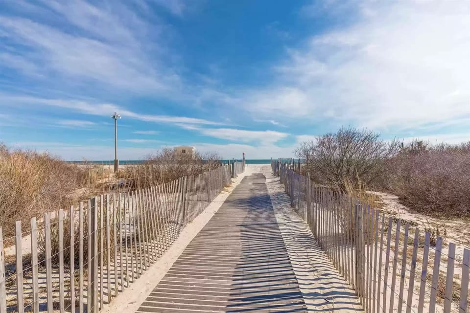 Entrance to the Beach