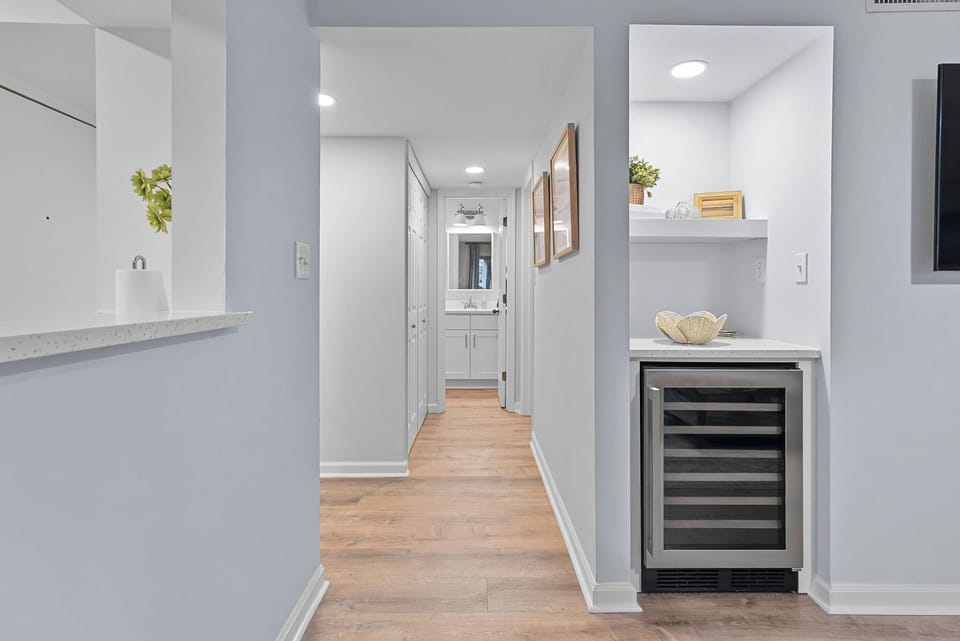 Hallway to Bedroom 2