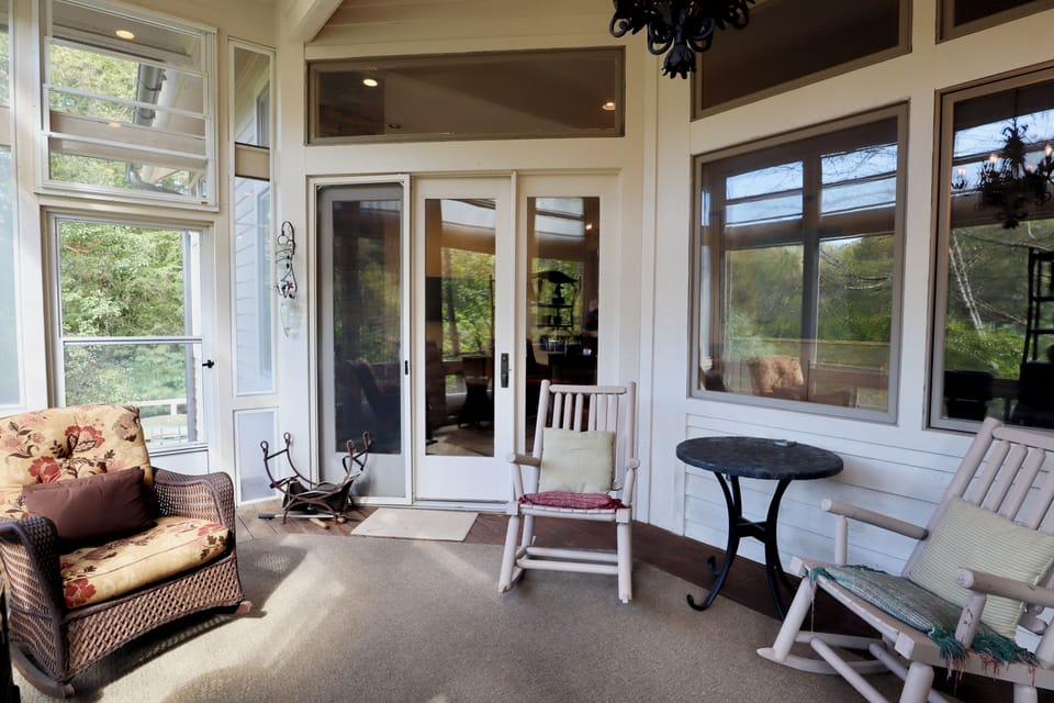 Perlis Porch
