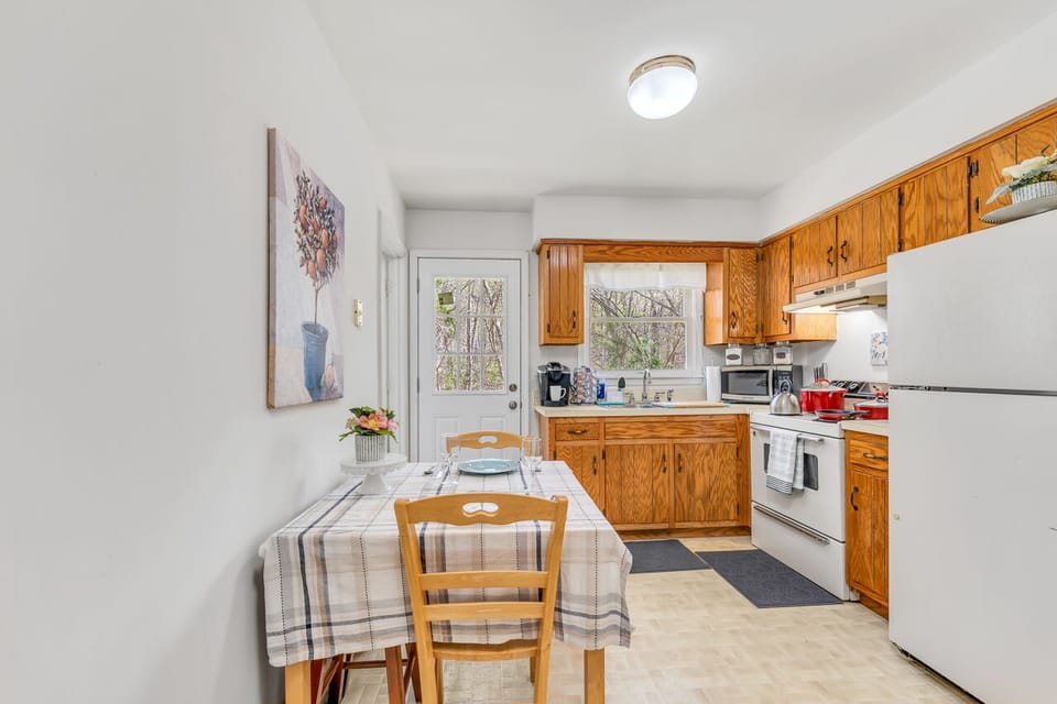 Indulge in your favorite meals cooked at home with a full sized kitchen.
