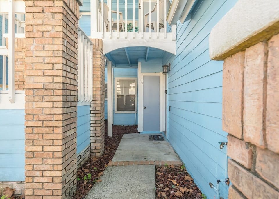 Walkway into condominium