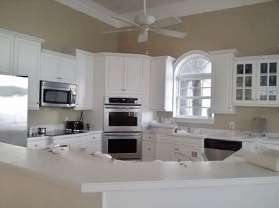 Double Ovens and double sinks