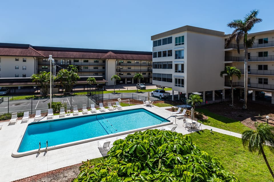 Heated Community Pool