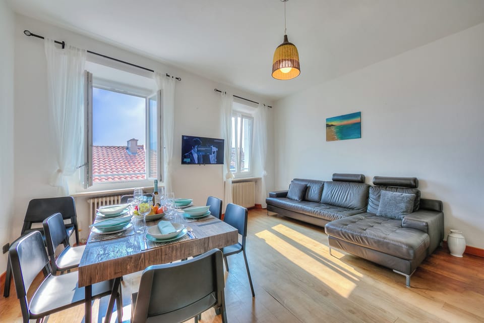 Living and dining room