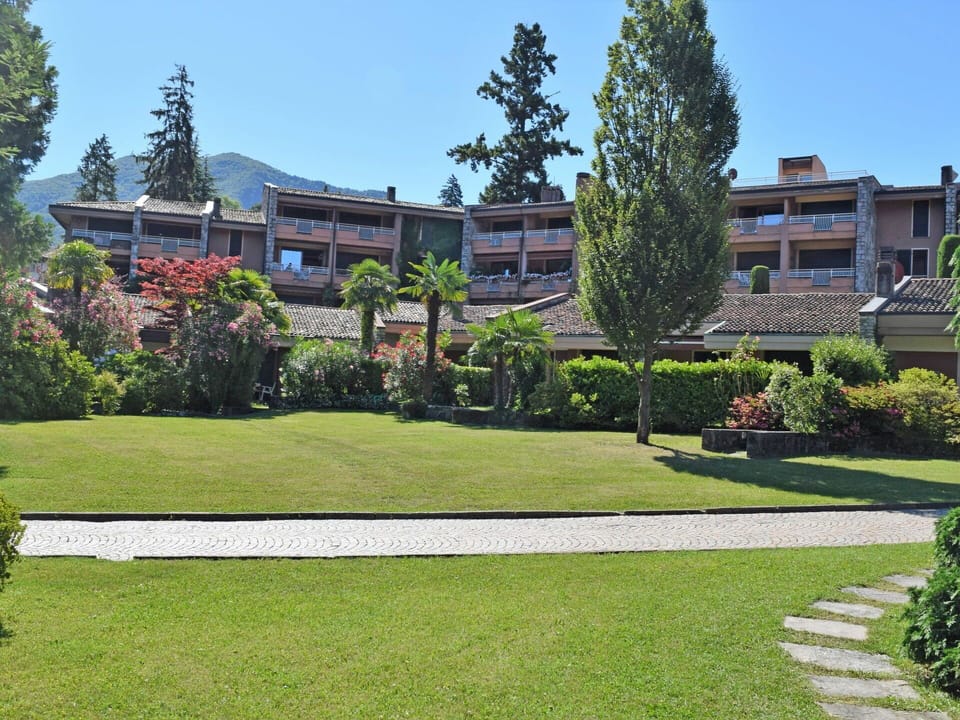 Sky, Plant, Property, Building, Nature, Tree, Land Lot, Vegetation, Urban Design, Leisure
