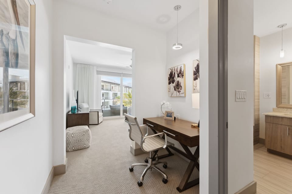 Entry into Main Bedroom