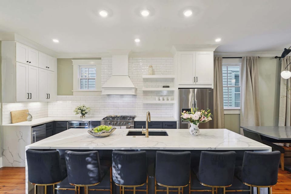 Kitchen | Fully Equipped Indoor Kitchen