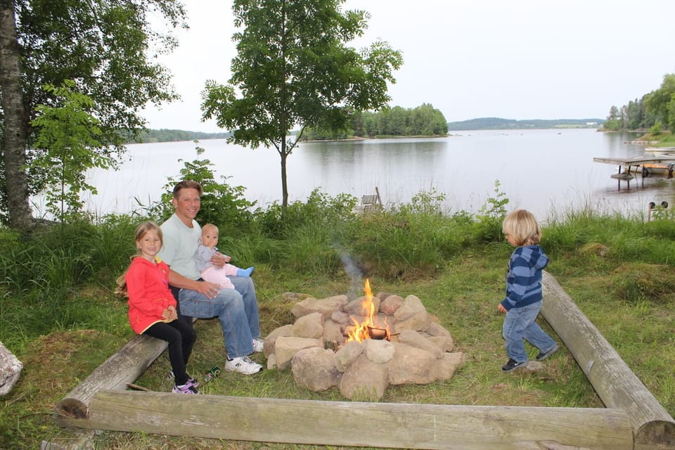 A cozy fire/bbq pit by the lake. 