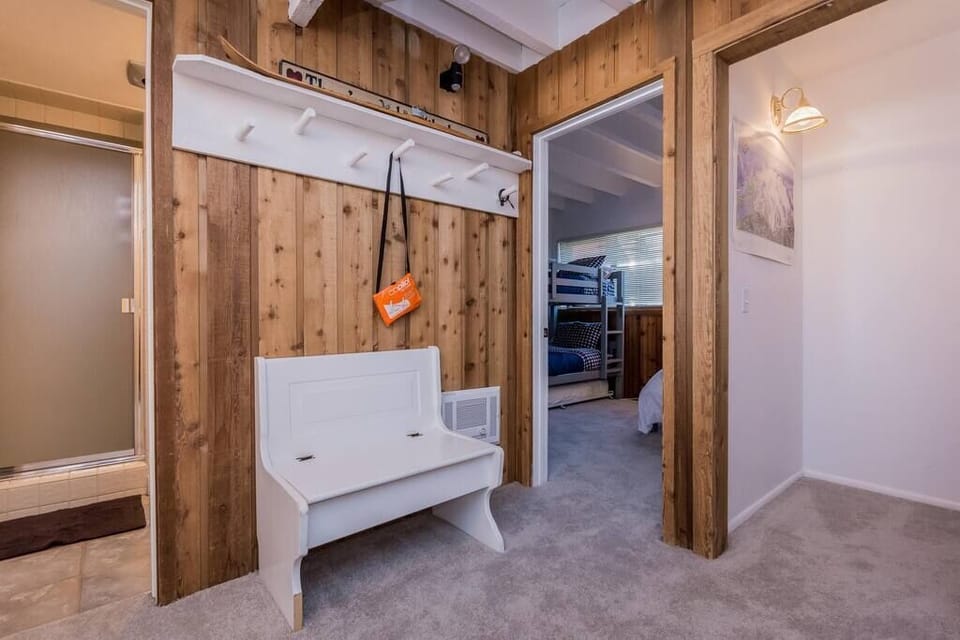 Entry Landing w/ snow gear racks