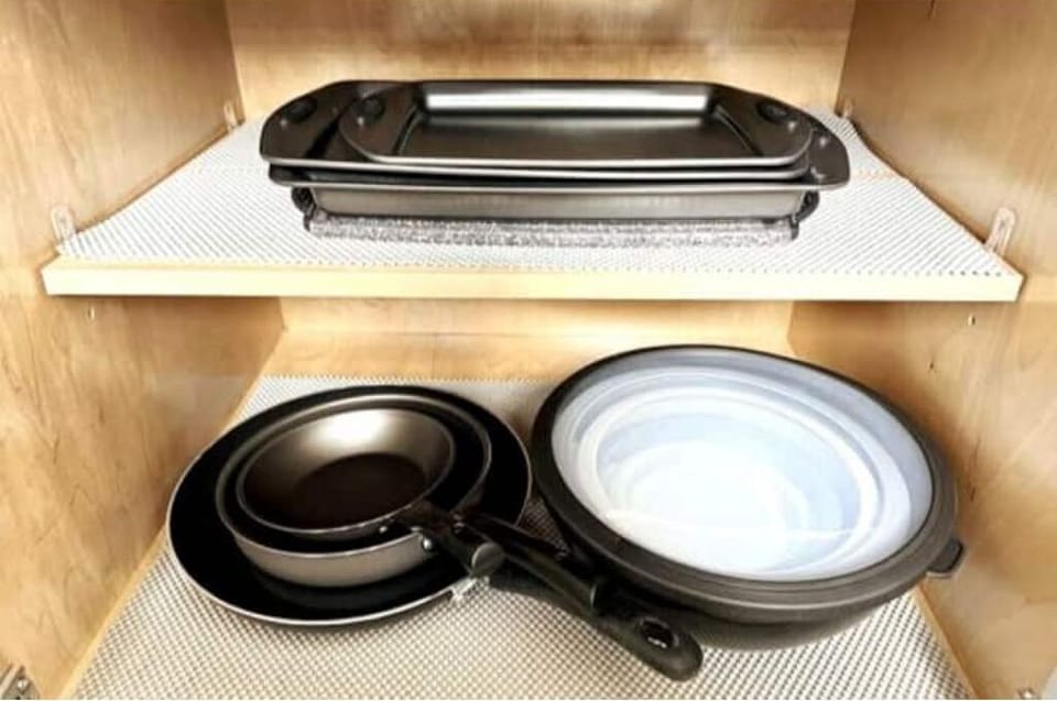 Baking sheets, pans and serving/storage bowls available.