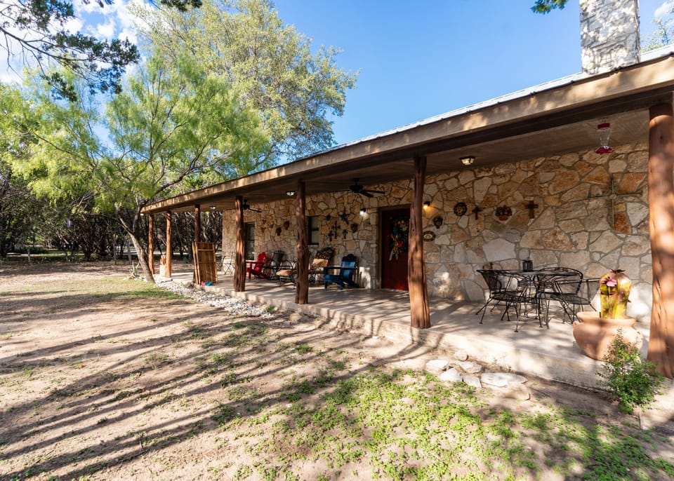 Side view of covered porch