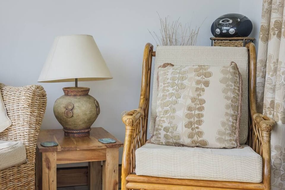 South garden room lamp