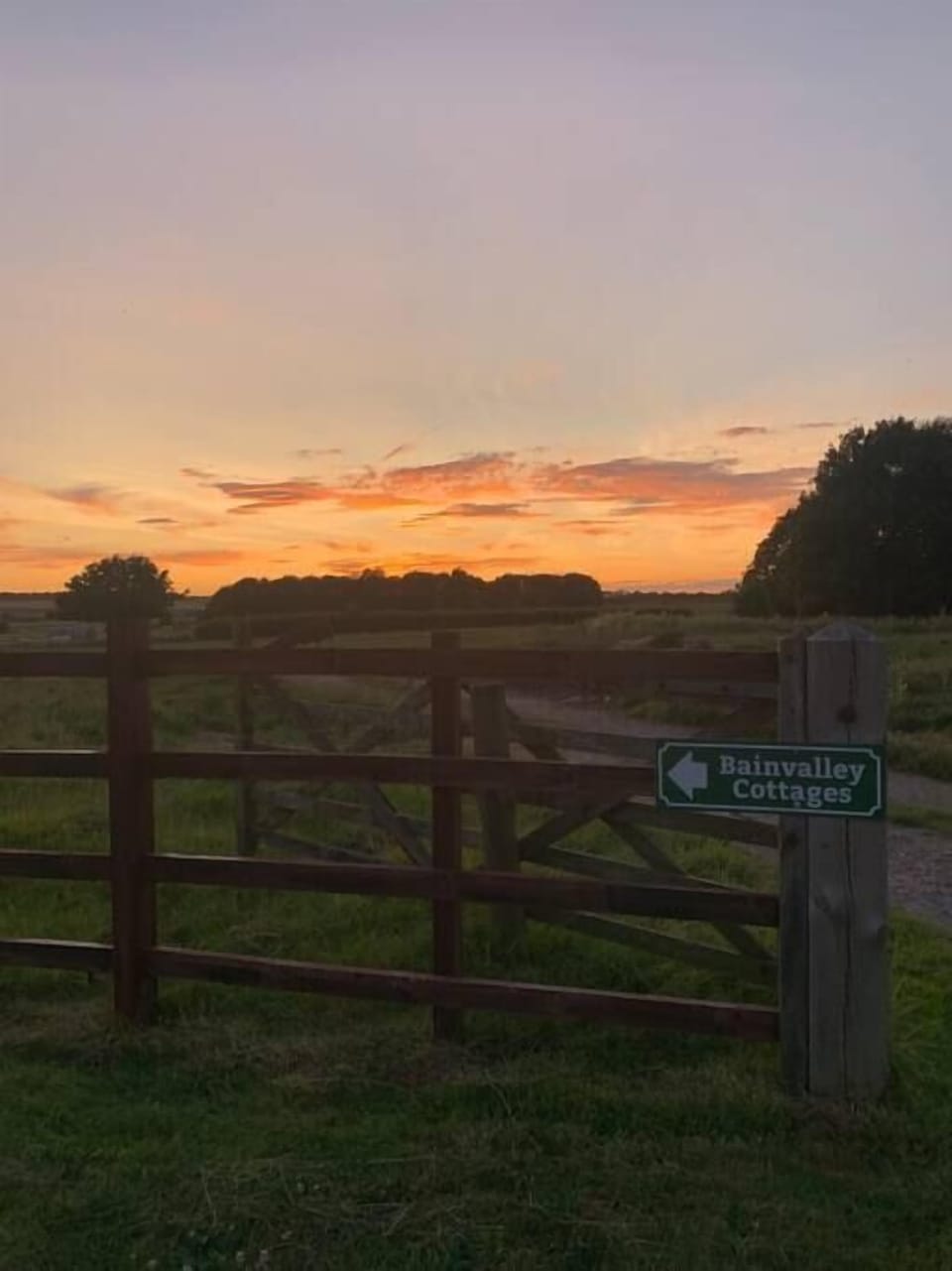 Lincolnshire is famous for it's expansive skies and you'll enjoy these for the cottage!