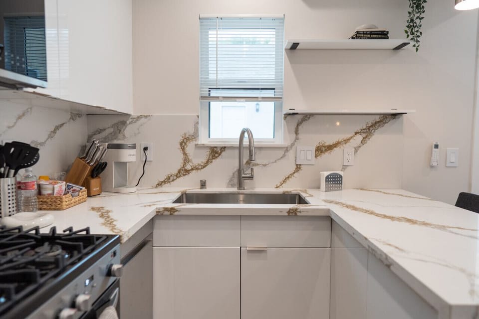 KITCHEN -- View 3D Virtual Tour of the Property Here: https://tinyurl.com/4uzbcdfx