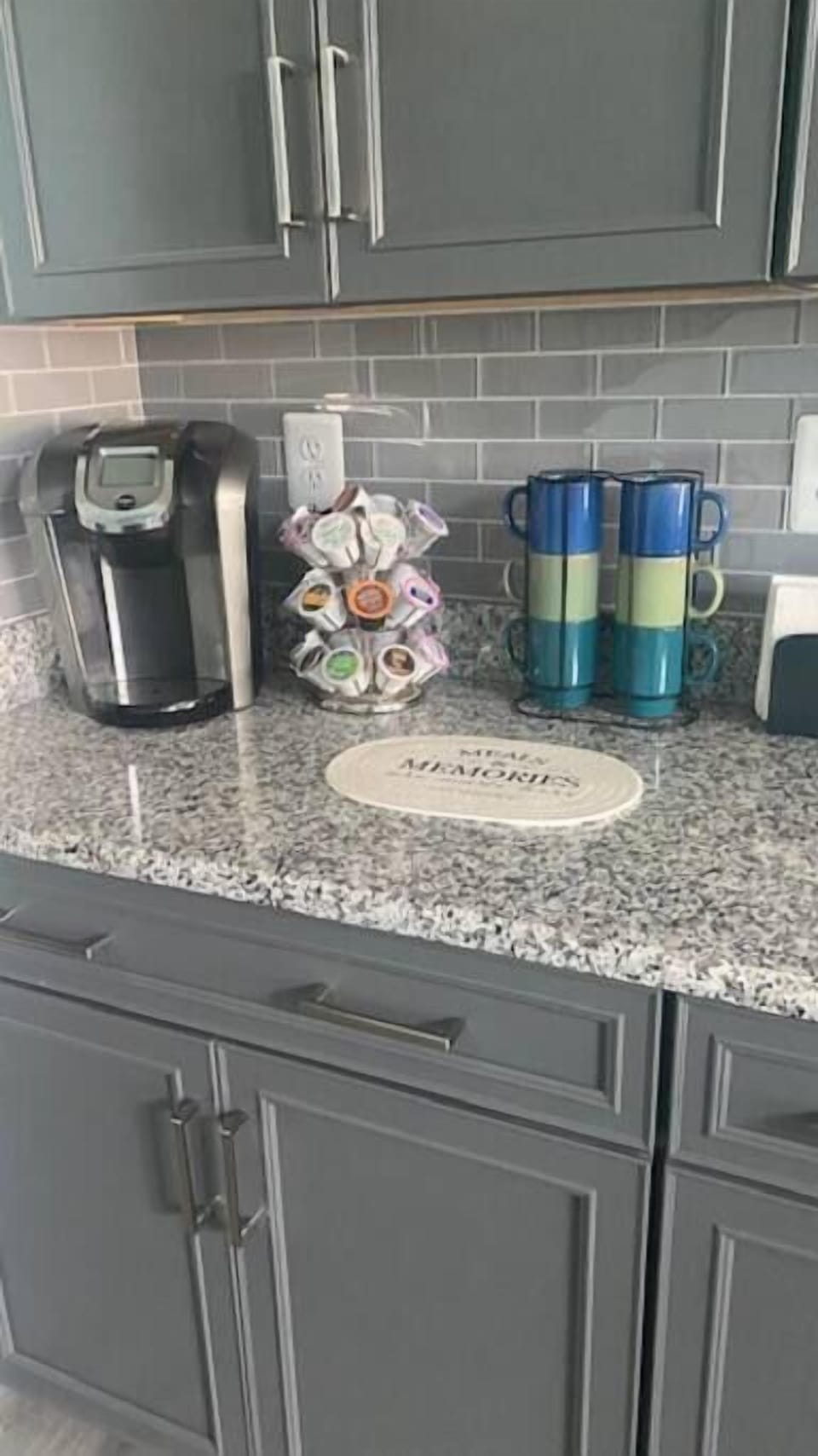Kitchen Counter (1)