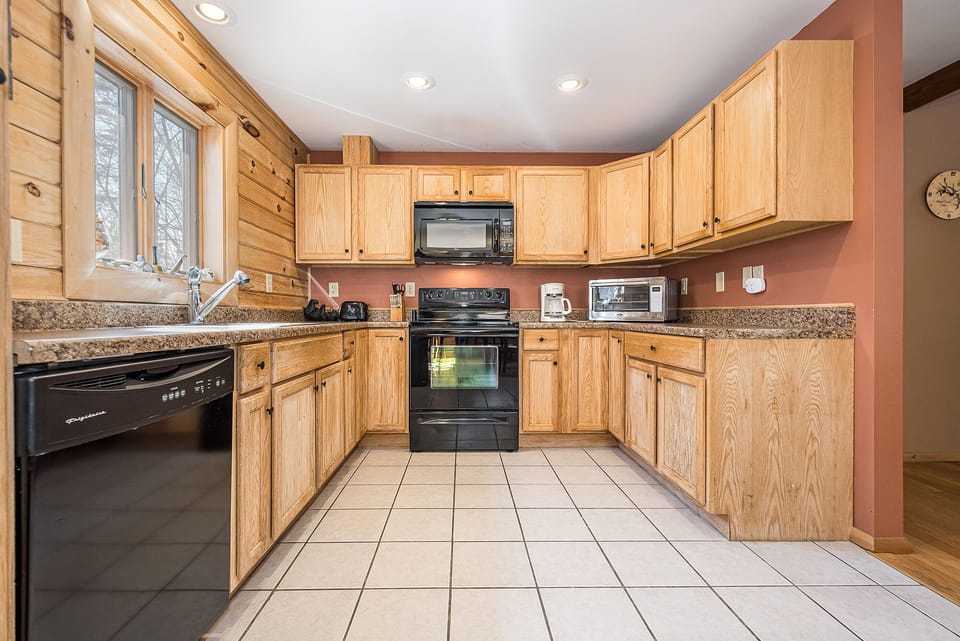 Full Kitchen