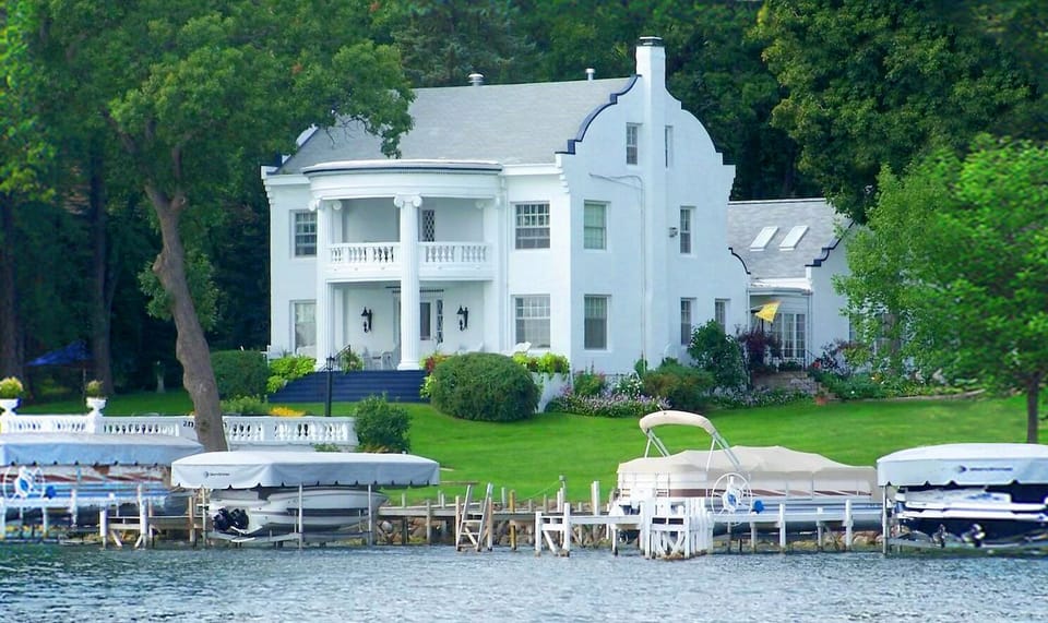 The Historic Manor on Green Lake