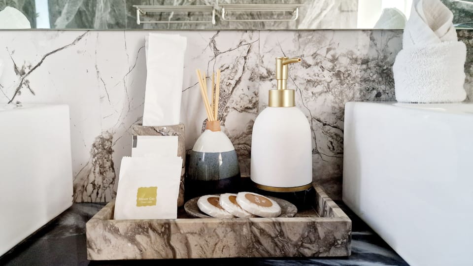 Bathroom amenities