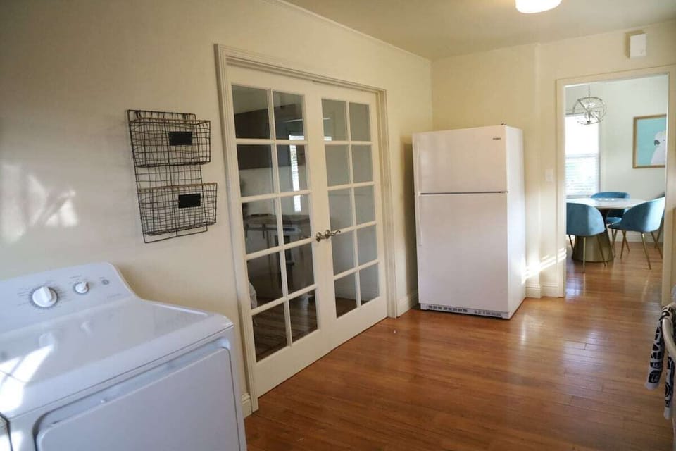 Kitchen - Laundry