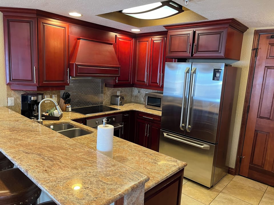 Fully equipped kitchen