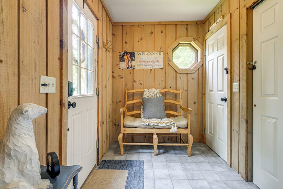 Mudroom + Entryway