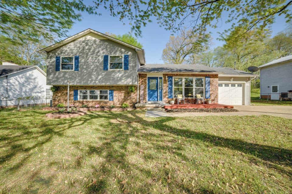 Oak Grove Vacation Rental | 4BR | 2BA | 1,860 Sq Ft | Stairs Required