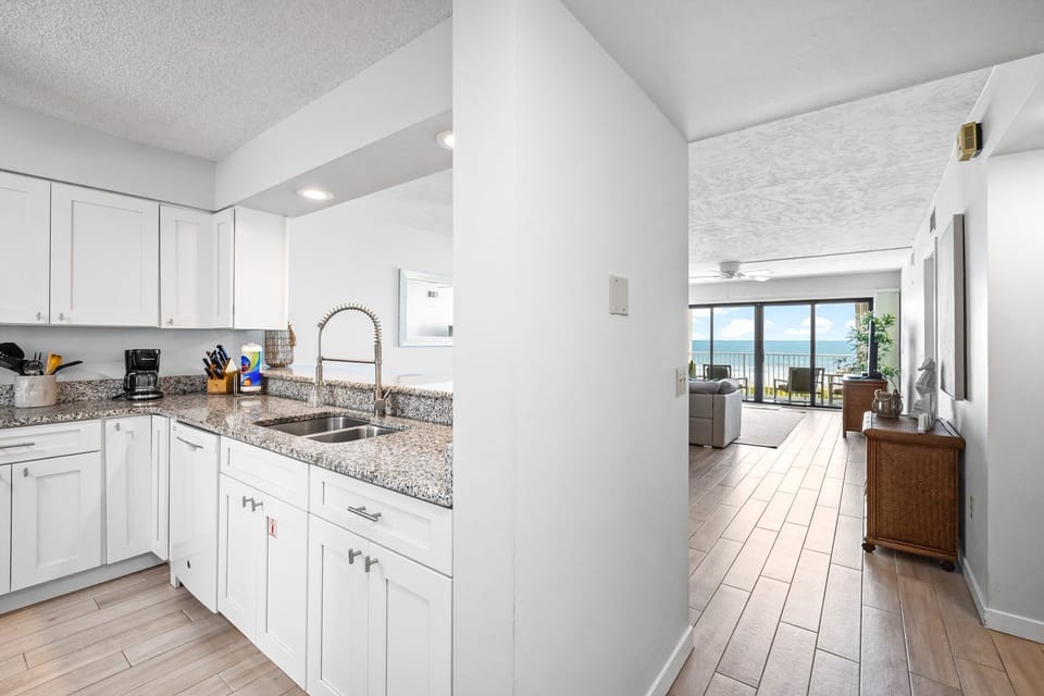 Make dinner with a view of the ocean