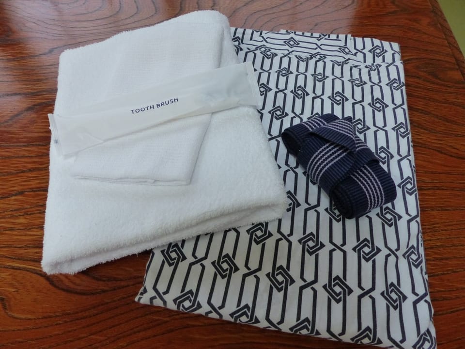 Bathroom amenities