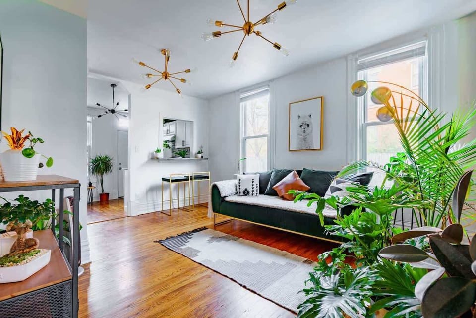 Featured in International Best Selling Book "Hospitable Hosts"
Top 1 of 30 Dreamy Airbnb Columbus, Ohio Rentals 