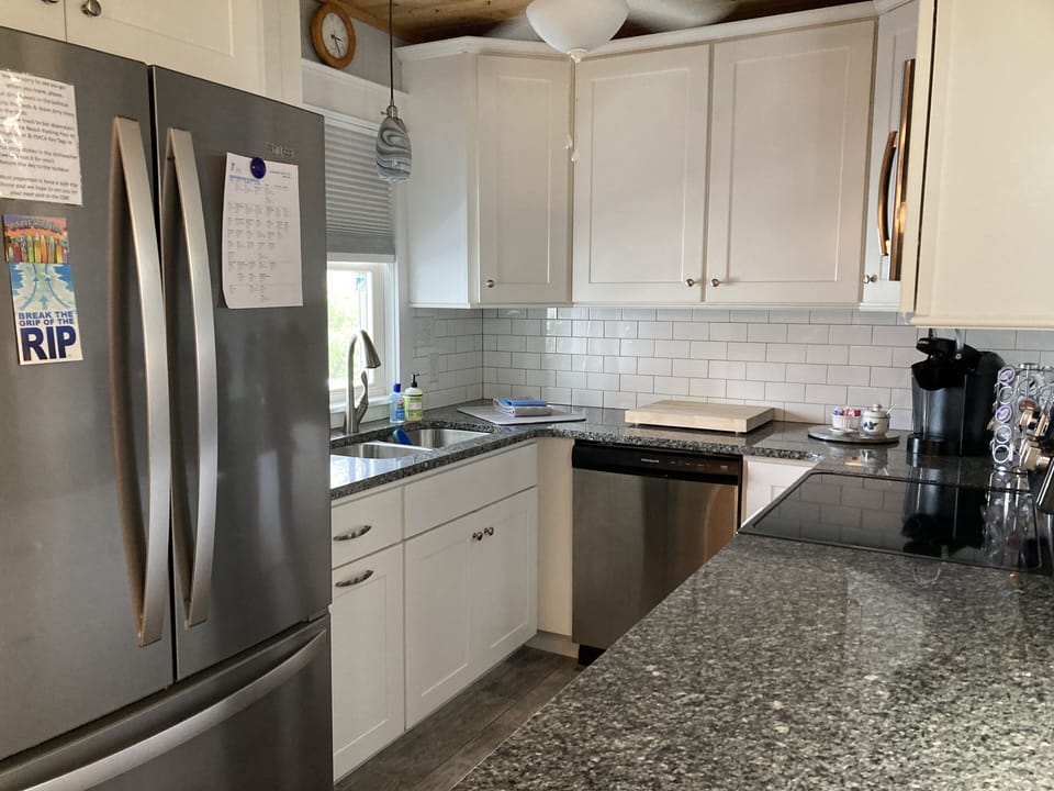 The French Door refrigerator also dispenses filtered water! Inside to the left