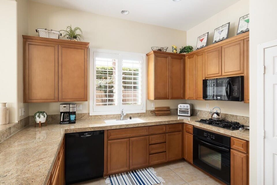 Fully equipped kitchen perfect for preparing warm meals.