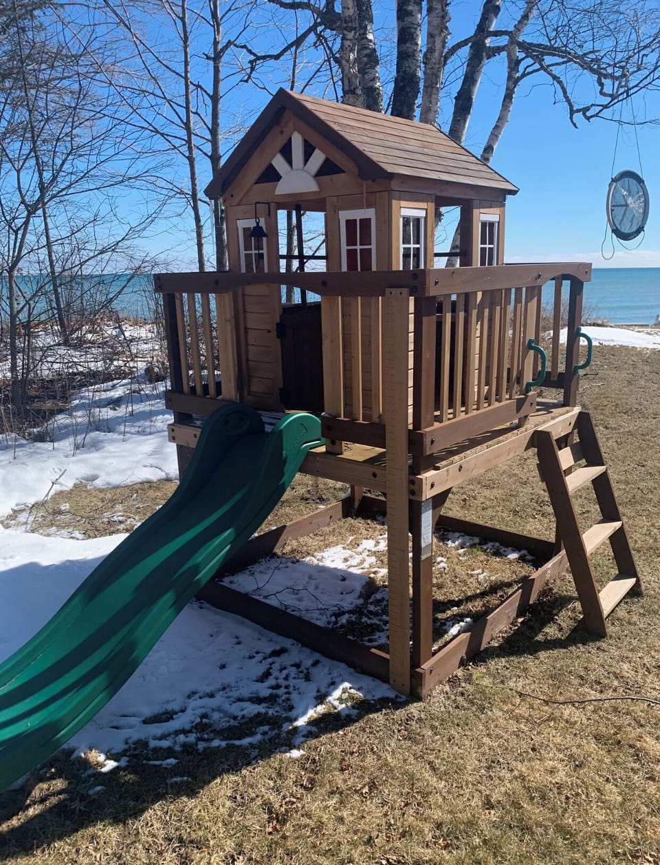 Outdoor playset for kids, making this a perfect family-friendly lakefront getaway.