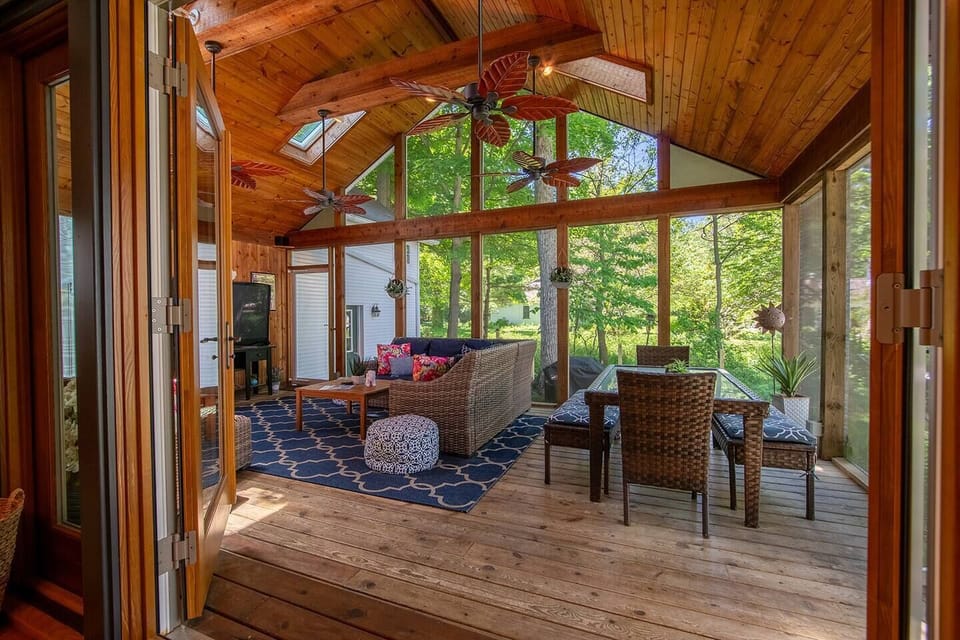 Screened-in lounge seating and relaxed dining