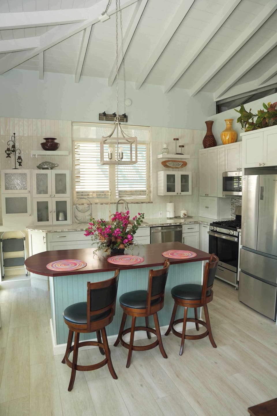 FULL / KITCHEN