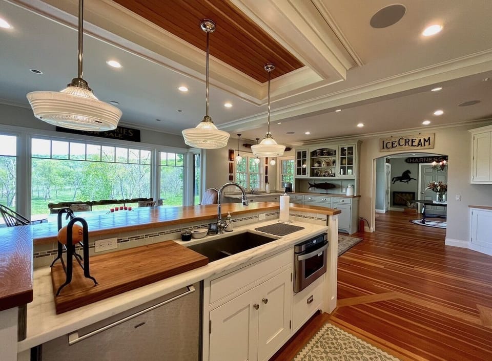 Rosecliif kitchen goes on and on